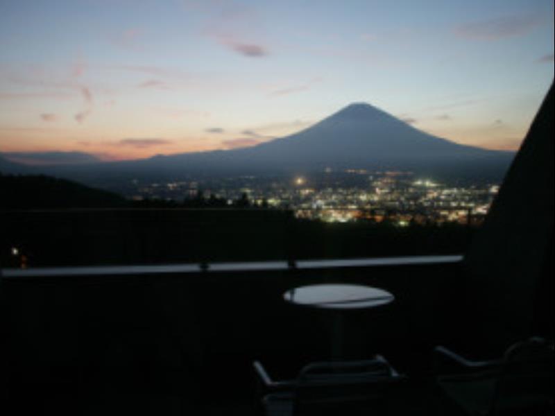 Hotel Rembrendt Premium Fujigotemba Exterior foto